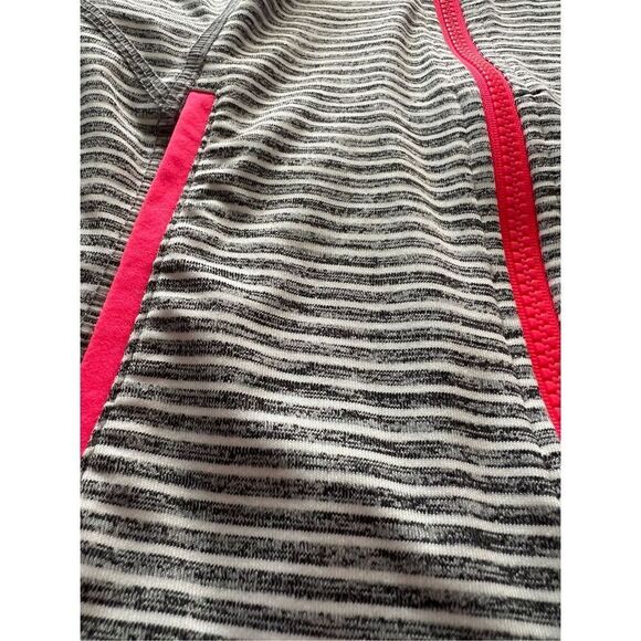 Lukka Grey Striped Full Zip Hoodie Woman’s Size Large - Picture 6 of 12